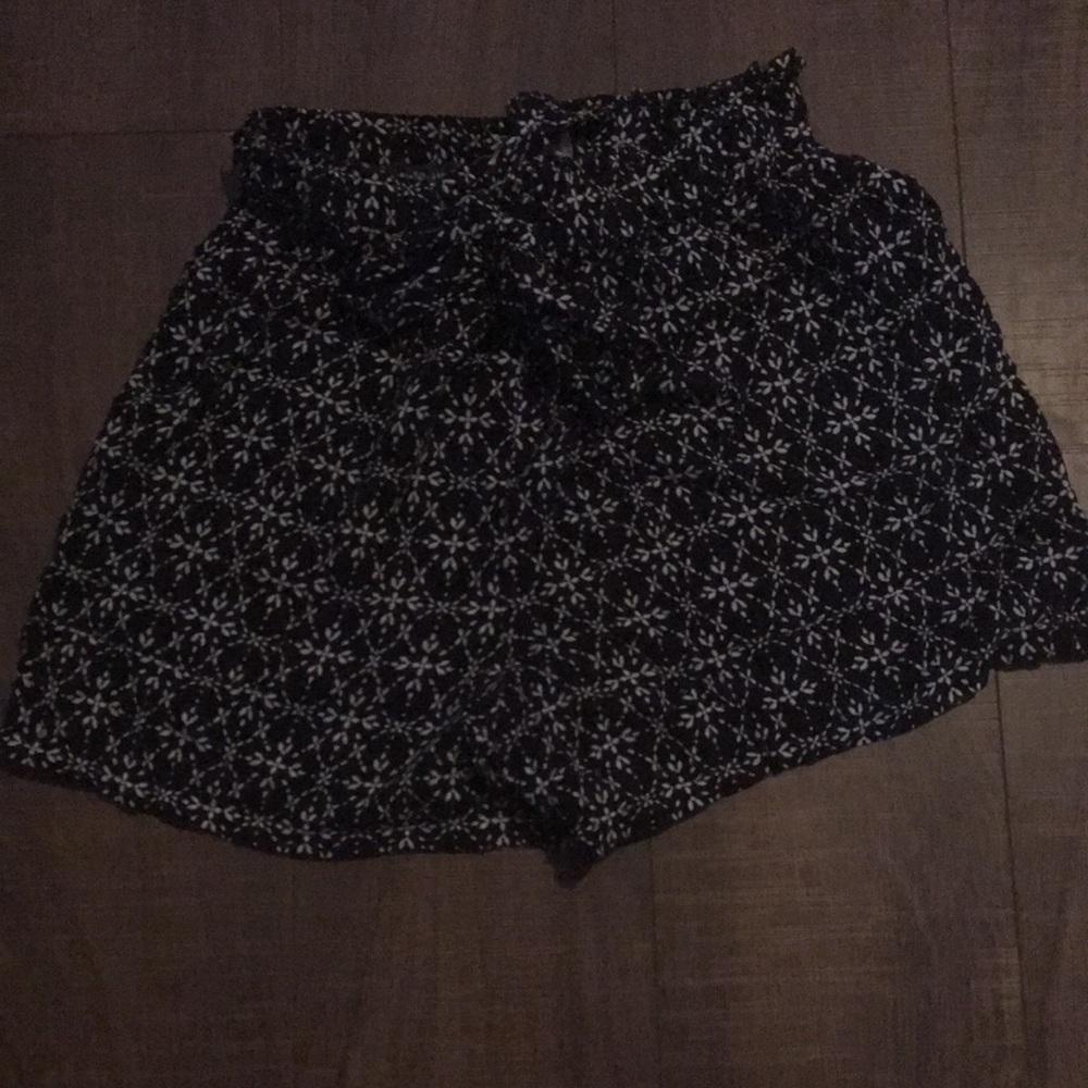 Black and white flower shorts